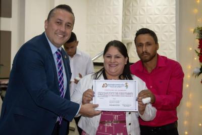 Casamento coletivo iniciou celebraÃ§Ã£o de 50 Anos da Assembleia de Deus em Laranjeiras do Sul 
